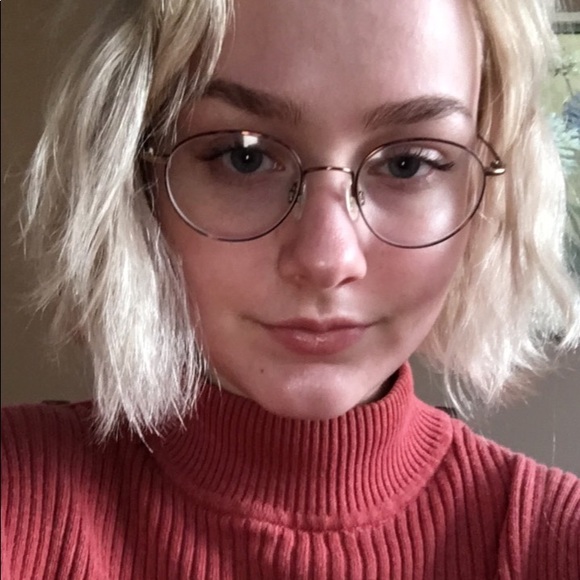 Meet your Posher, Anna - Picture 1 of 1